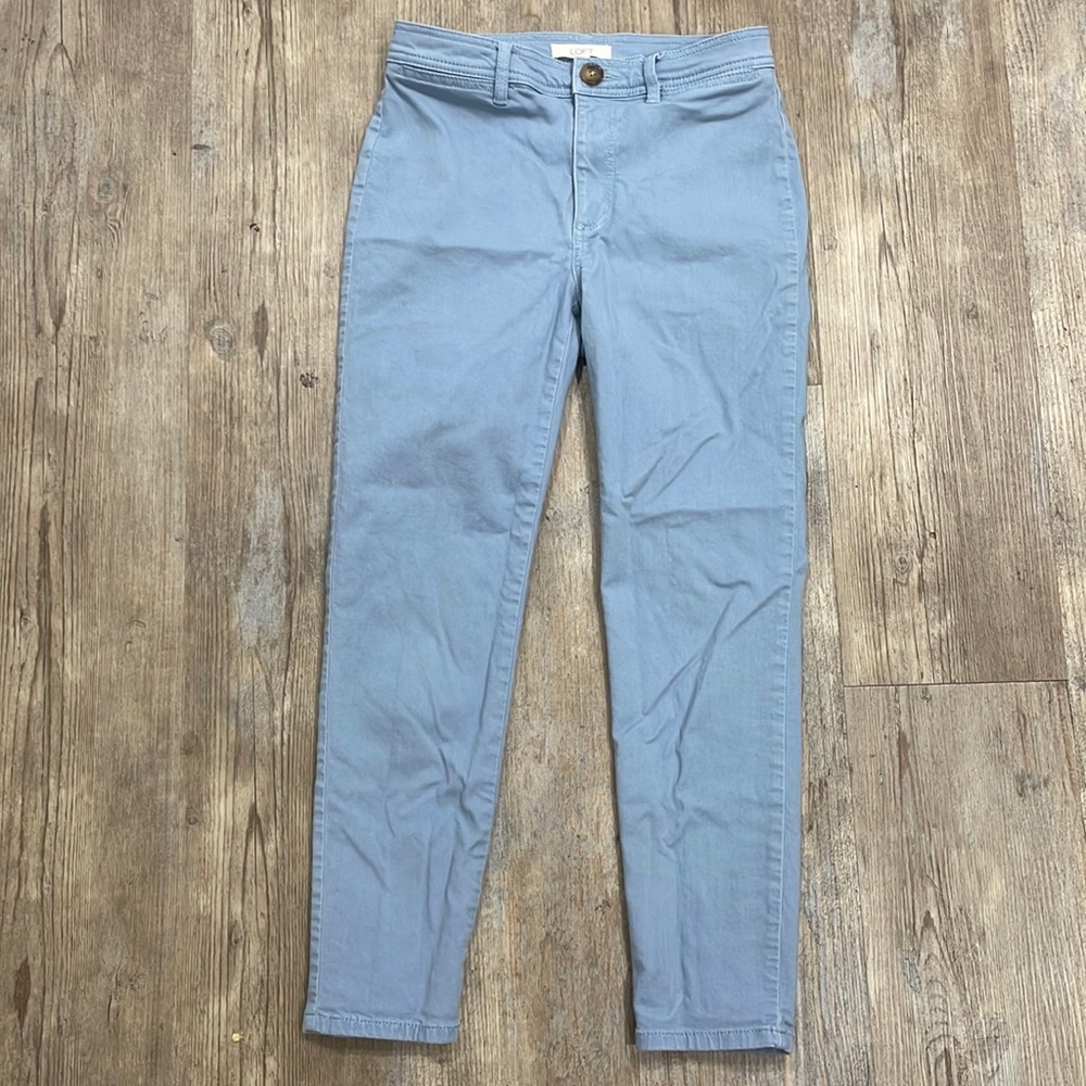 LOFT, light blue colored jeans, skinny, great condition